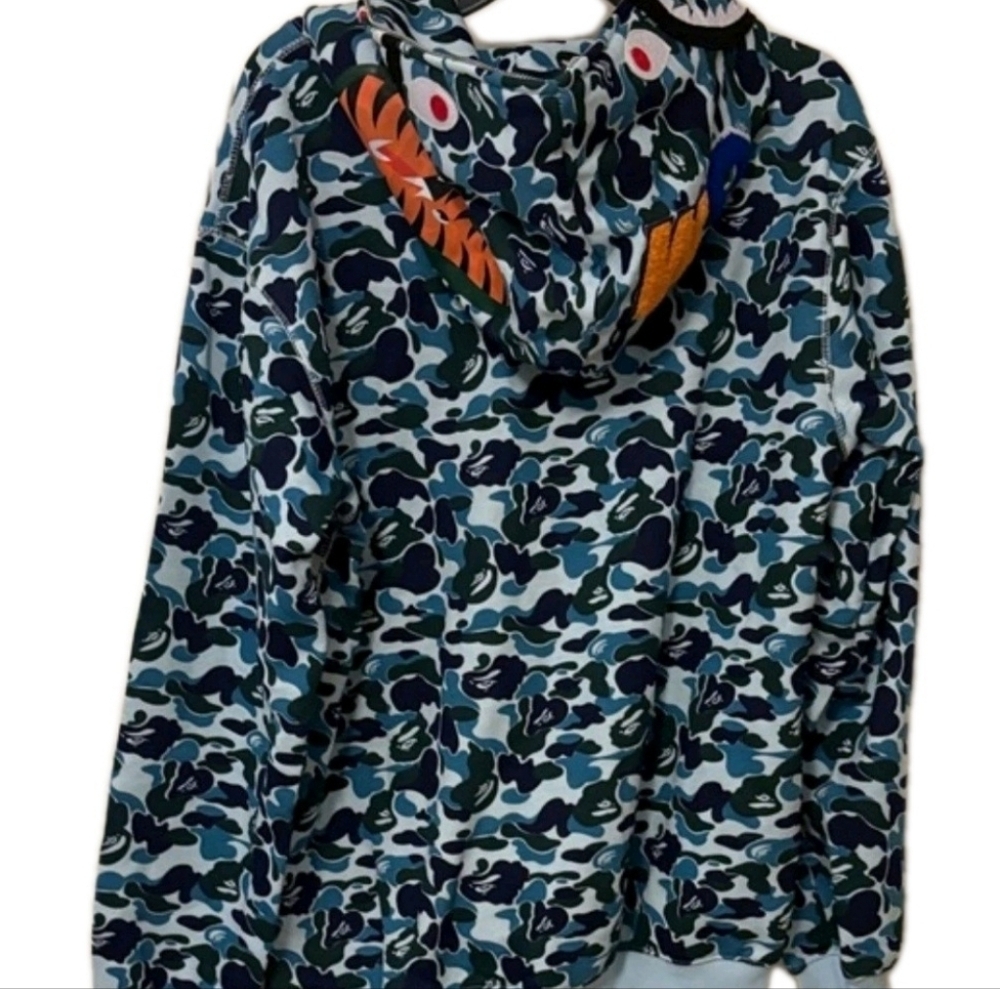 BAPE Color Camo Shark WGM Hoodie Sweatshirt Ligh Blue | A Bathing Ape 3XL (EUC) - Picture 3 of 11